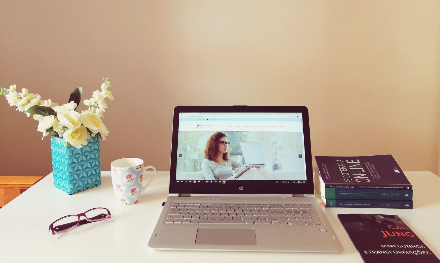 Como a Psicoterapia Online pode facilitar a sua vida! - Edméia Mariani